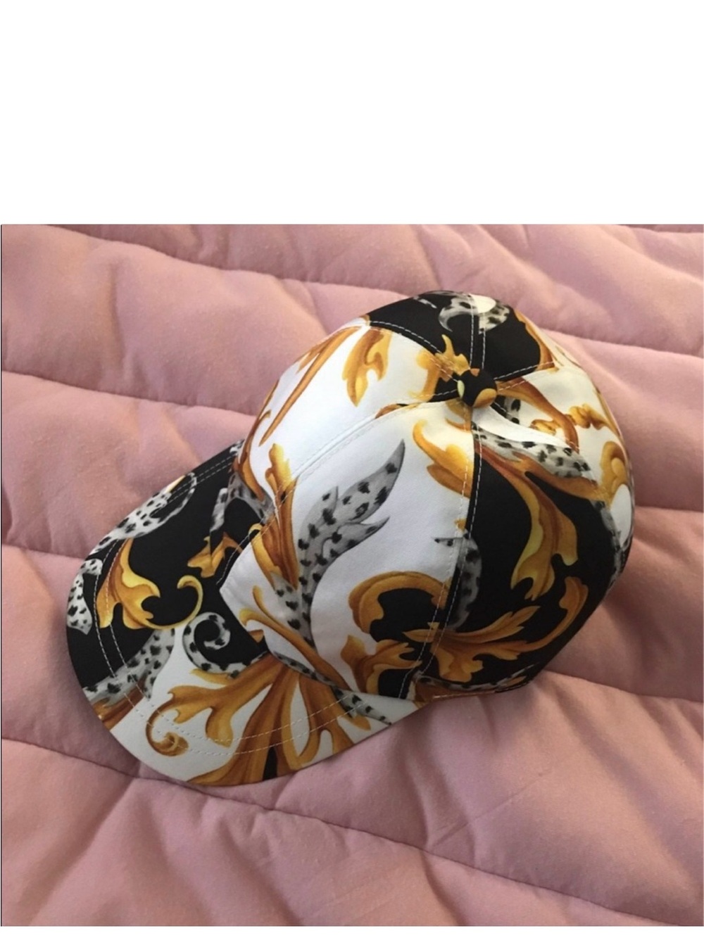 Versace stylish Baroque Print Baseball Cap in Black, White & Gold